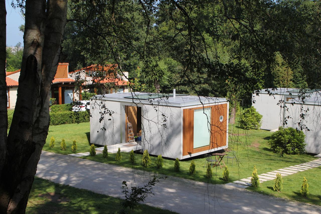 Bungalow Camping Los Manzanos Santa Cruz de Oleiros Exterior photo